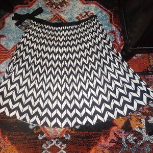 Worthington Black and White Geometric Print Knee Length Skirt Size 14 NWT
